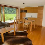 Haus Sonne & Lägenhet Bizau