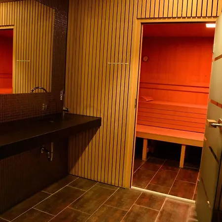 Haus Sonne & 比兹奥